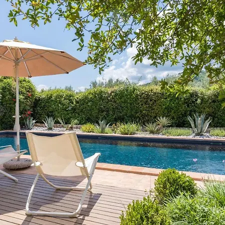 Casale Santa Lucia 8&2, Emma *