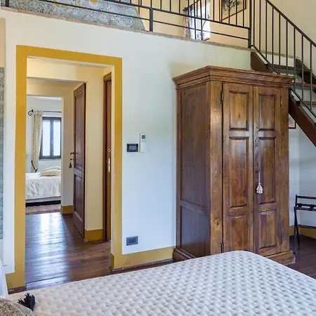 וילה Casale Santa Lucia 8&2, Emma בטונה