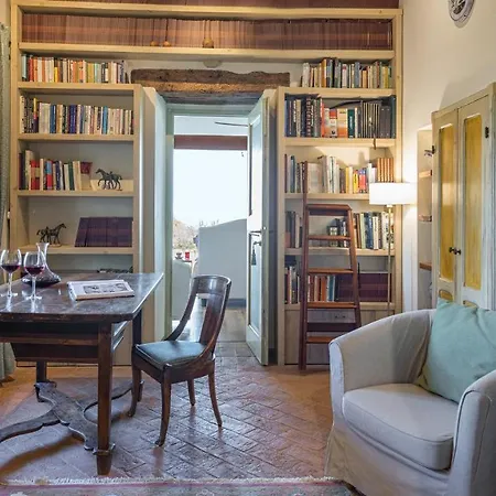 Casale Santa Lucia 8&2, Emma וילה